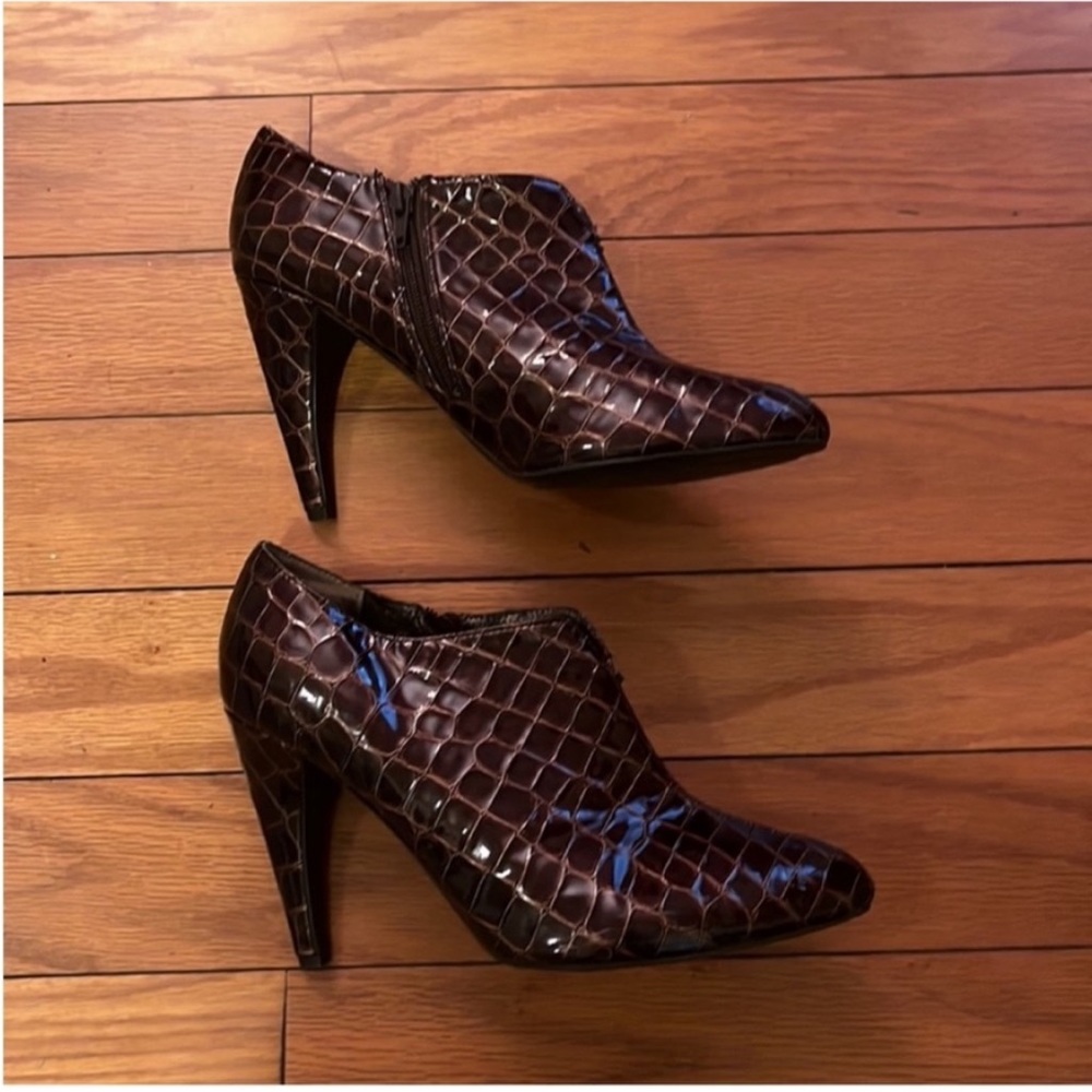 Sam Edelman Shoes Women 9 Brown Reptile Patent Ankle Booties